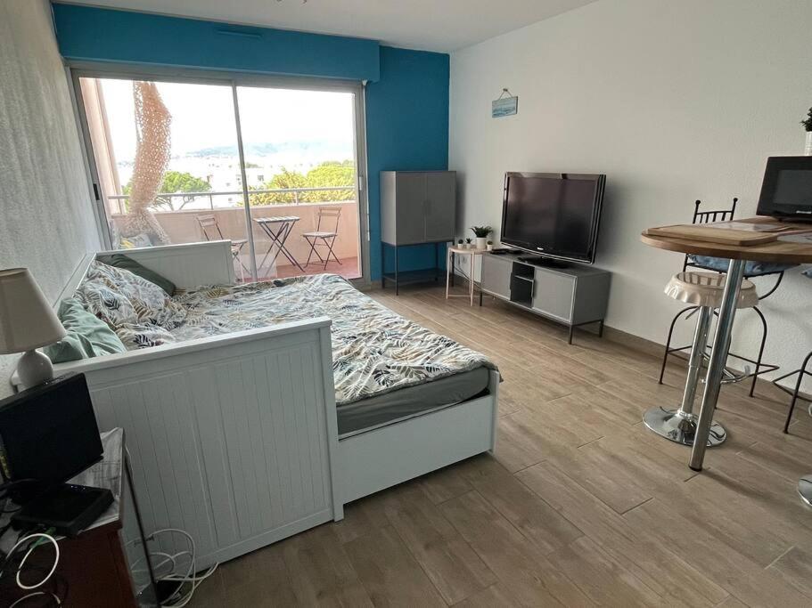 Apartment Avec Coin Nuit Vue - La Ciotat