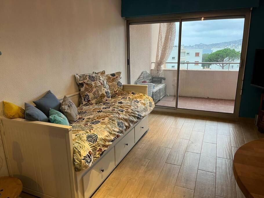 Apartment Avec Coin Nuit Vue - La Ciotat