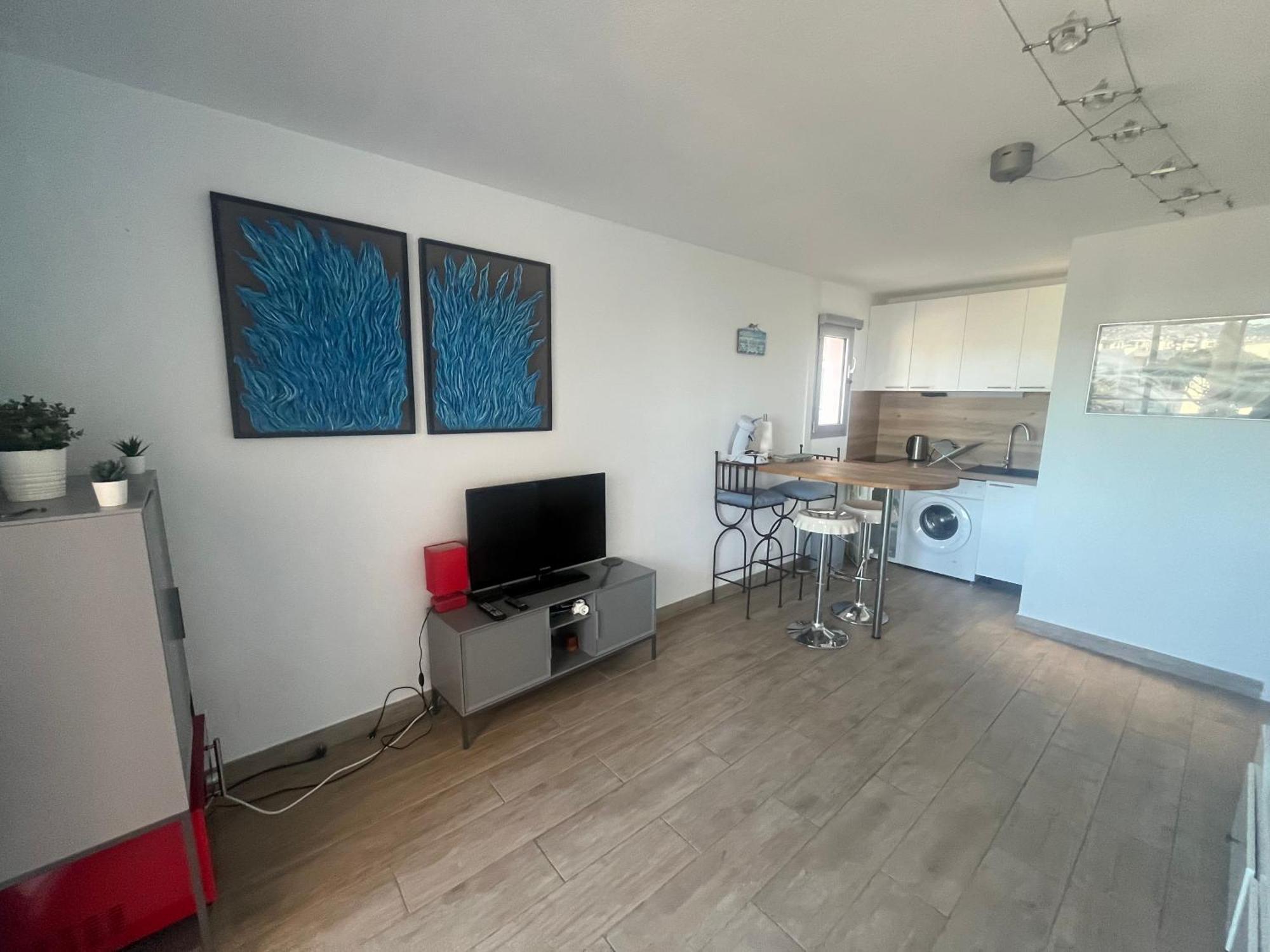 Apartment Avec Coin Nuit Vue - *